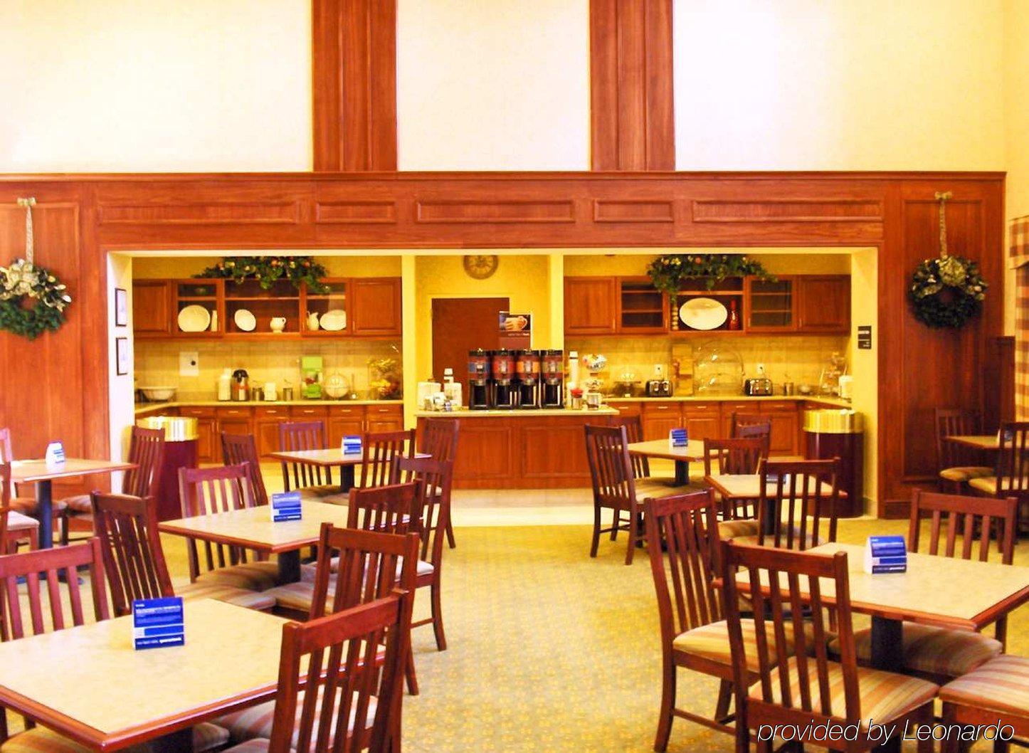 Hampton Inn & Suites Williamsburg Historic District Екстериор снимка
